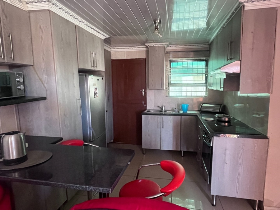 2 Bedroom Property for Sale in Motherwell Nu 1 Eastern Cape